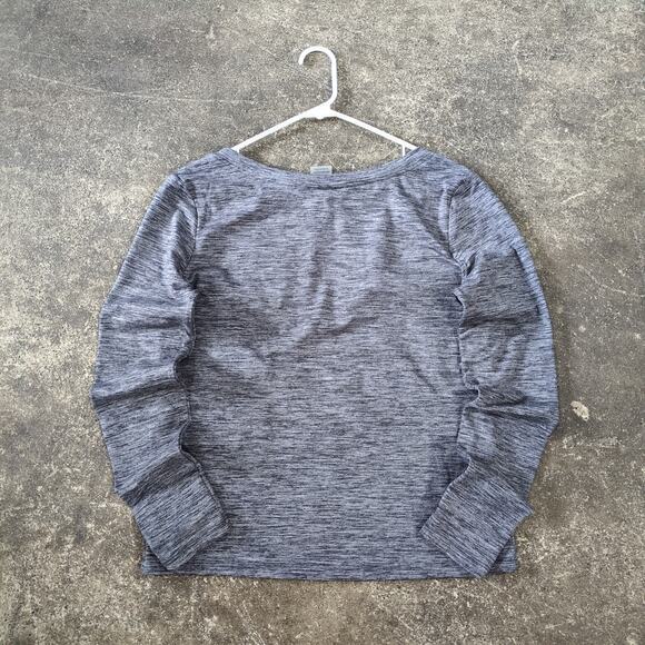 Roxy T Shirt Womens M Gray Pullover V Neck Workout Long Sleeve - Picture 3 of 7